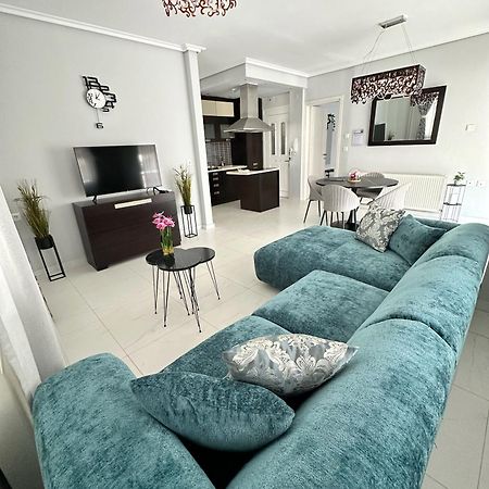 Eden Suite Paralia Exteriér fotografie