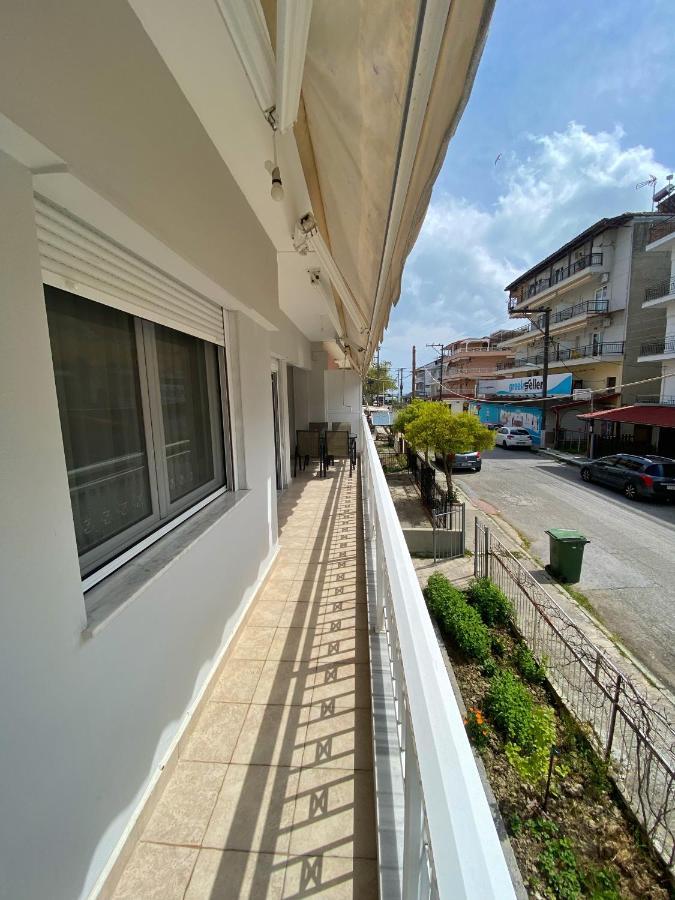 Eden Suite Paralia Exteriér fotografie