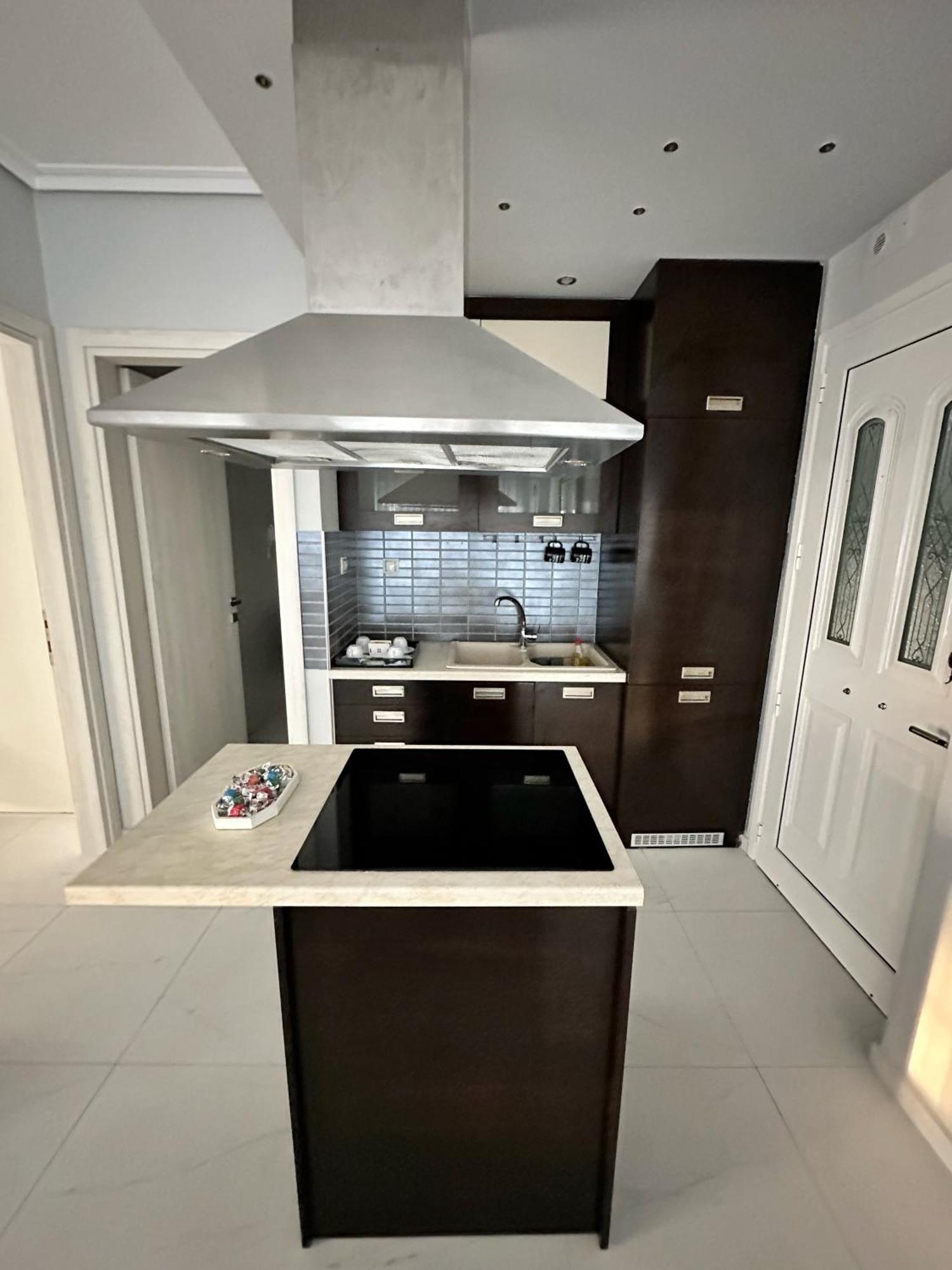 Eden Suite Paralia Exteriér fotografie