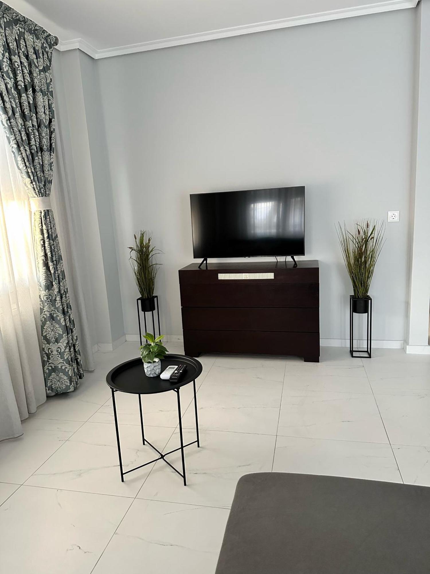 Eden Suite Paralia Exteriér fotografie